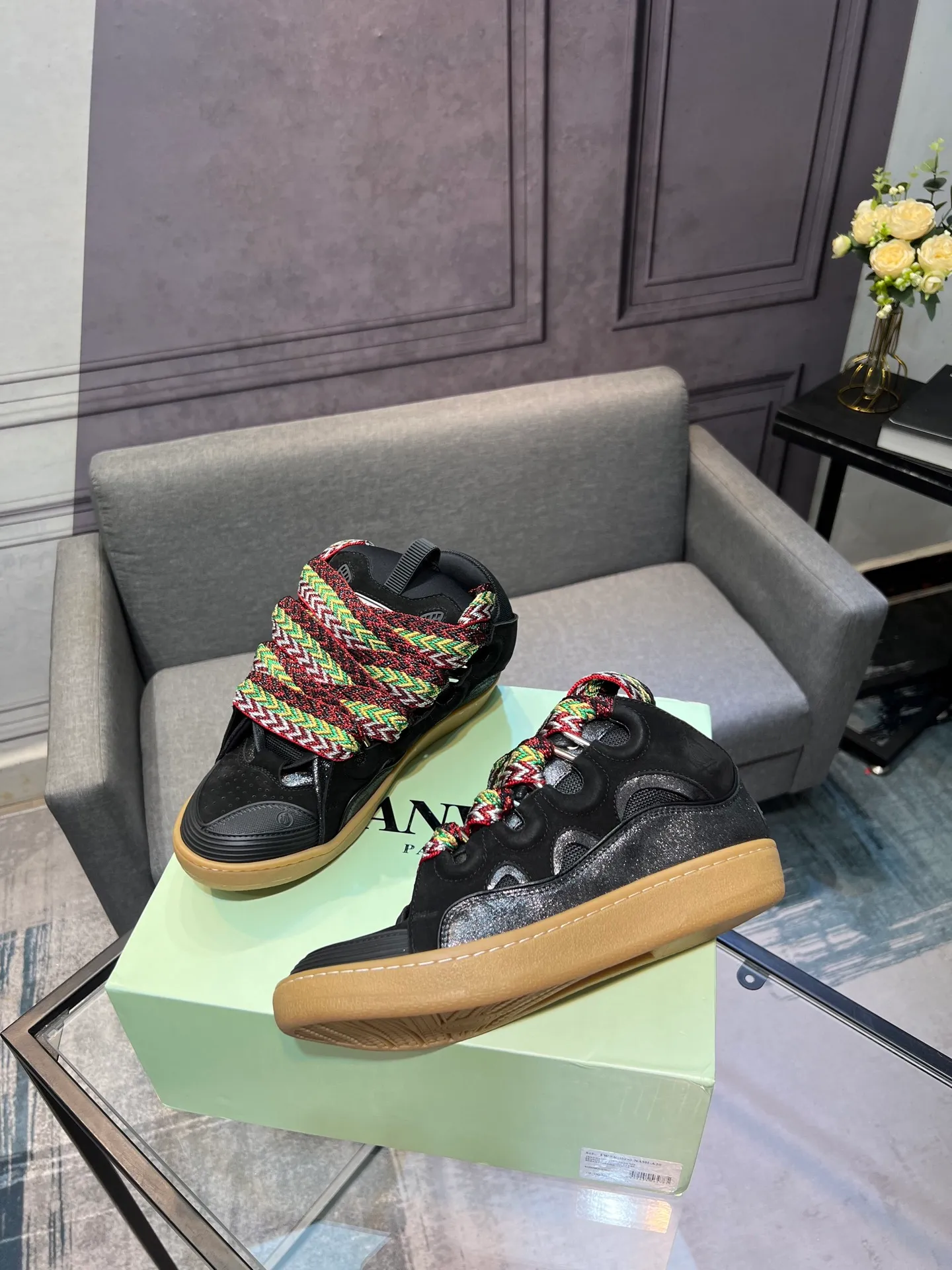 Men's men's shoes💰780 [LANVIN] Latest lace-up fashionable casual sneakers for couples High-quality CLAY couple series‼ ️ The latest trendy products of the season 🌈Many bloggers have planted grass and purchased the original open-mold customization. The upper and outsole are sewn with mark threads without edge sealing. Multiple material splicing combination design. Very versatile for fashionable and casual wear. Comfortable on the feet. Recommended for self-retention (upper cowhide + cow suede + breathable mesh) inner foot pad cowhide exclusive original open-mold clear logo rubber outsole ⚠️36-44 yards (45 custom-made)